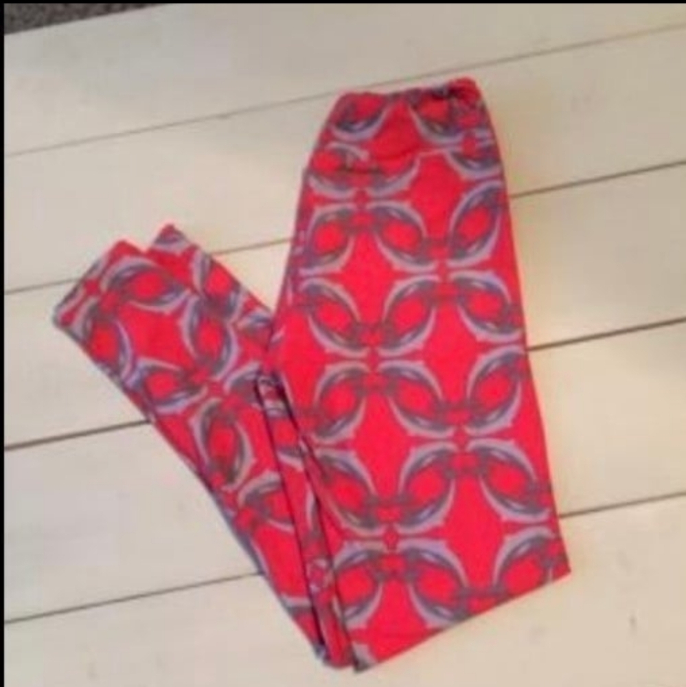 LulaRoe dolphin leggings‎ os